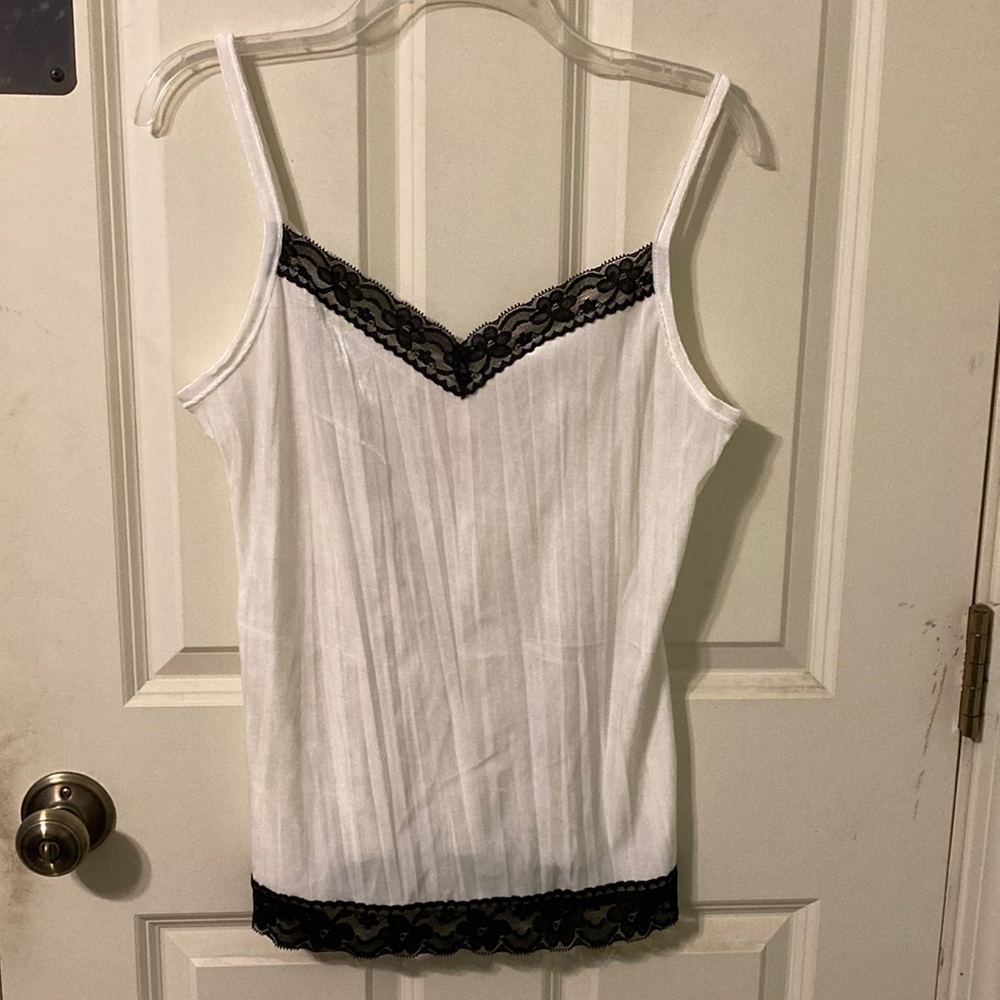 Like New White Camisole with Black Lace Trim Juniors L